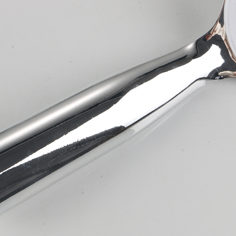 Lille barbarisk brusebad